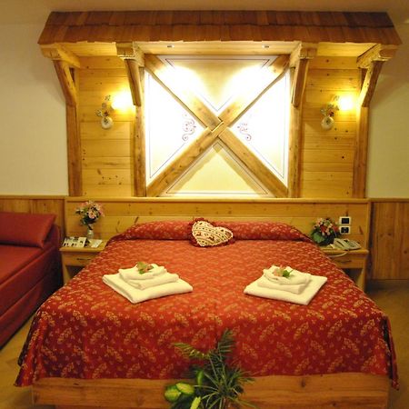 Hotel San Lorenzo San Lorenzo Dorsino Εξωτερικό φωτογραφία
