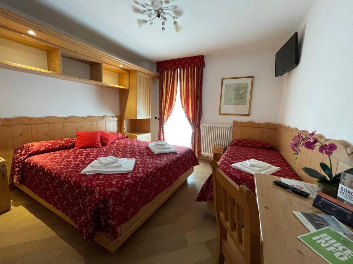 Hotel San Lorenzo San Lorenzo Dorsino Εξωτερικό φωτογραφία