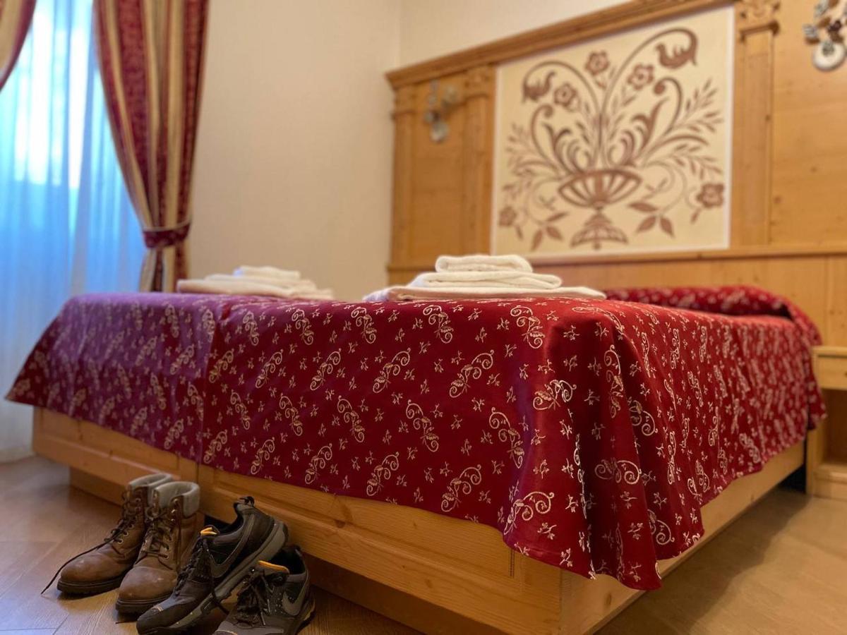 Hotel San Lorenzo San Lorenzo Dorsino Εξωτερικό φωτογραφία