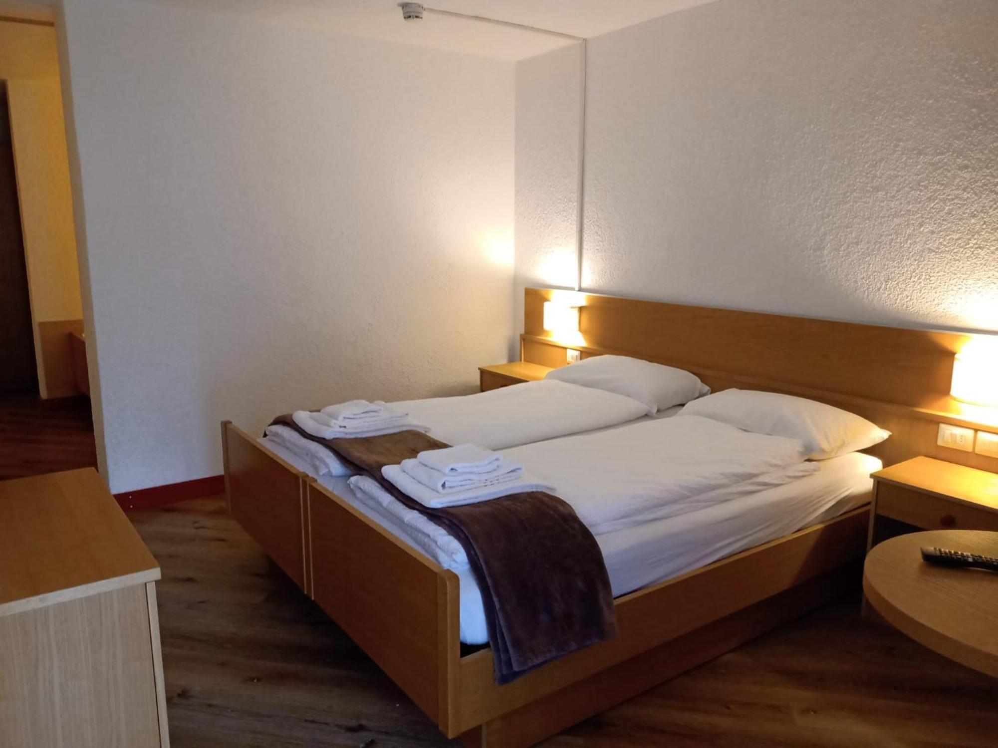 Hotel San Lorenzo San Lorenzo Dorsino Εξωτερικό φωτογραφία