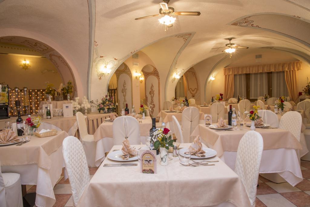 Hotel San Lorenzo San Lorenzo Dorsino Εξωτερικό φωτογραφία